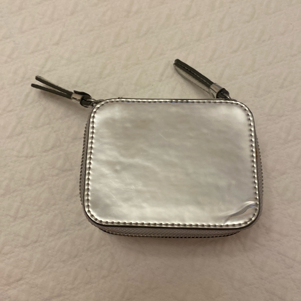 Travel jewelry box